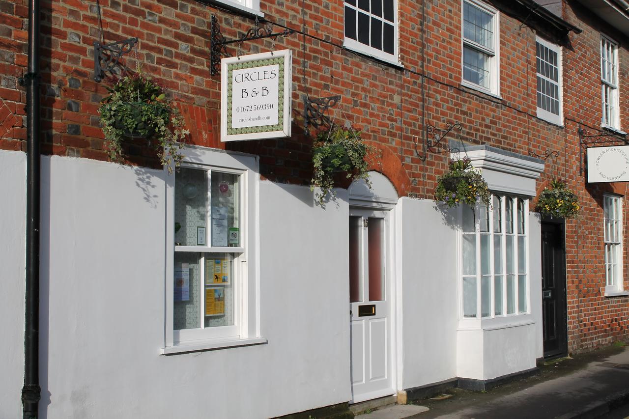 Circles Guest House Pewsey Extérieur photo